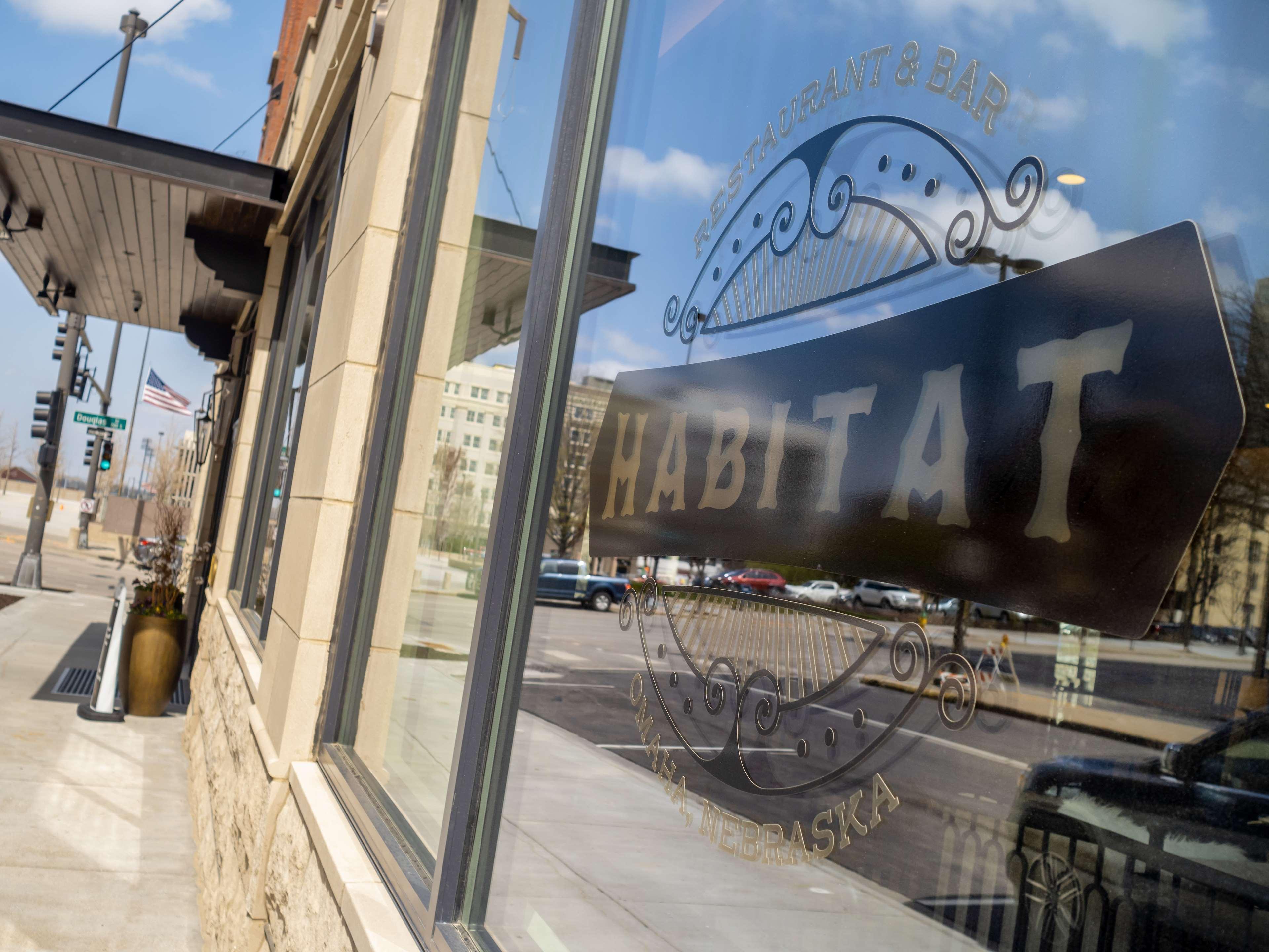 The Peregrine Omaha Downtown Curio Collection By Hilton Hotel Exterior photo